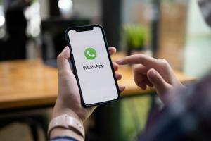 WhatsApp Now Allows You to Set Messages to Delete by Default