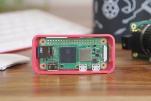 Raspberry Pi Zero 2 W vs Raspberry Pi Zero W: What Upgrades Does It Bring?