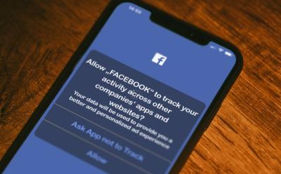 Facebook, Twitter, YouTube Lost $10 Billion Due to Apple's App Tracking Transparency: Report