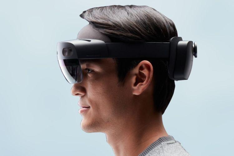 Microsoft HoloLens 2 Mixed Reality Headset Launched in India | Beebom