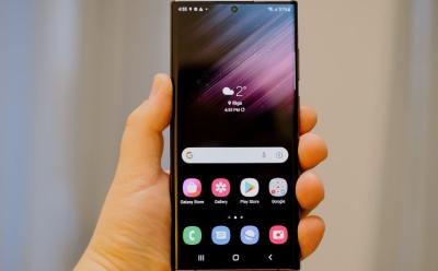 galaxy s22 apps throttling