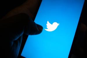 Twitter Might Soon Ask You to Edit a Potentially Offensive Tweet