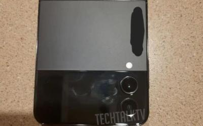 galaxy z flip 4 image leaked