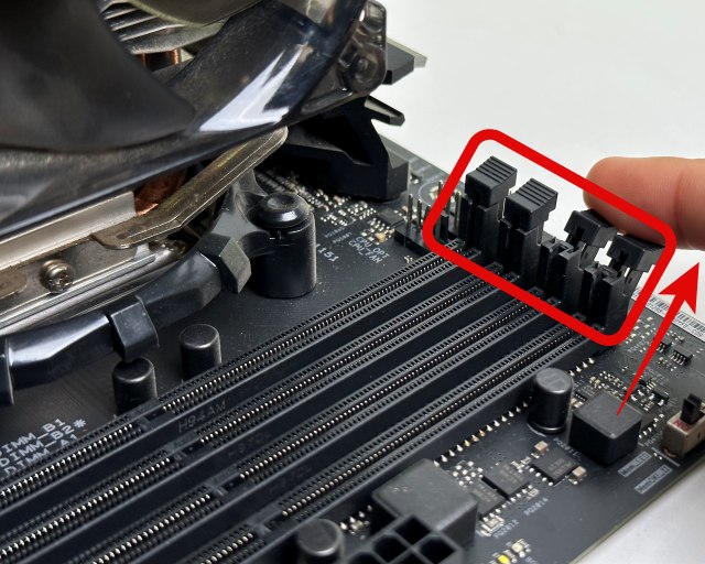 How to Install RAM on Motherboard in Your PC (2024) | Beebom