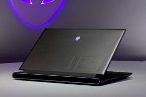 CES 2023: Alienware m18 Gaming Laptop Arrives with a Big 18-inch Display