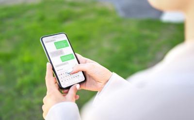 turn off autocorrect on iPhone and android
