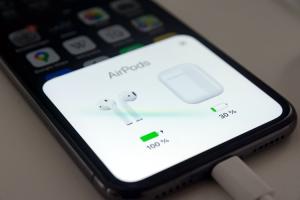 How to Check AirPods Battery Level