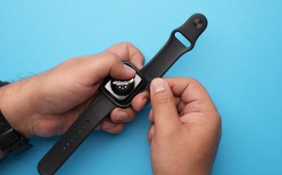 How to Change Apple Watch band