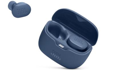 JBL Tune Buds in blue