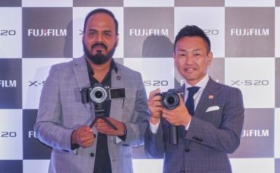 FUJIFILM X-S20 Mirrorless Camera