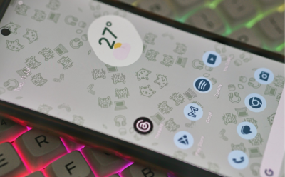How to set custom emoji wallpaper on Android
