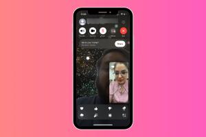 How to Use Effects in FaceTime on iOS 17
