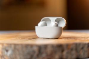 Sony WF-1000XM5 ANC Earbuds: Smaller Yet Mightier!