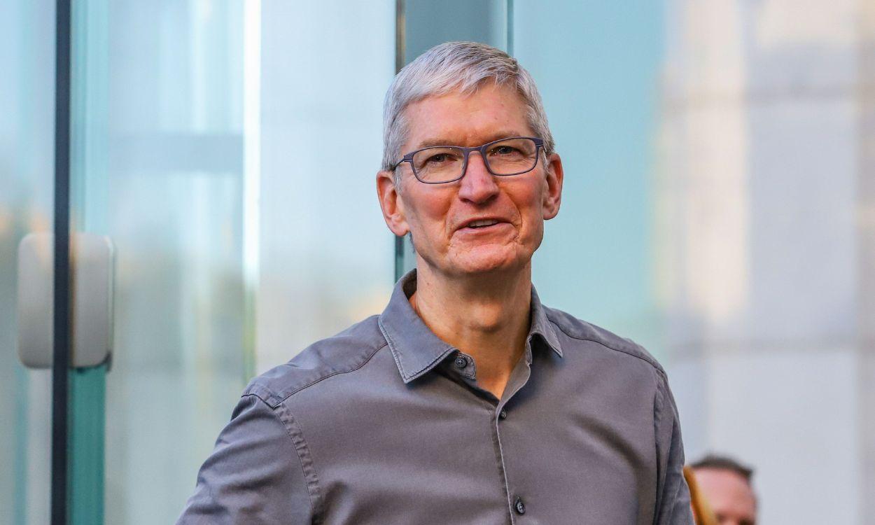 Apple Working on Mixed-Reality Glasses, Advanced Features for Apple ...