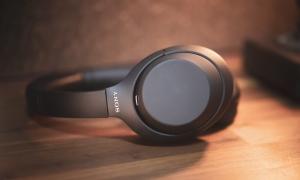 These are the 10 Best ANC Headphones that We Tested and Recommend in 2026
