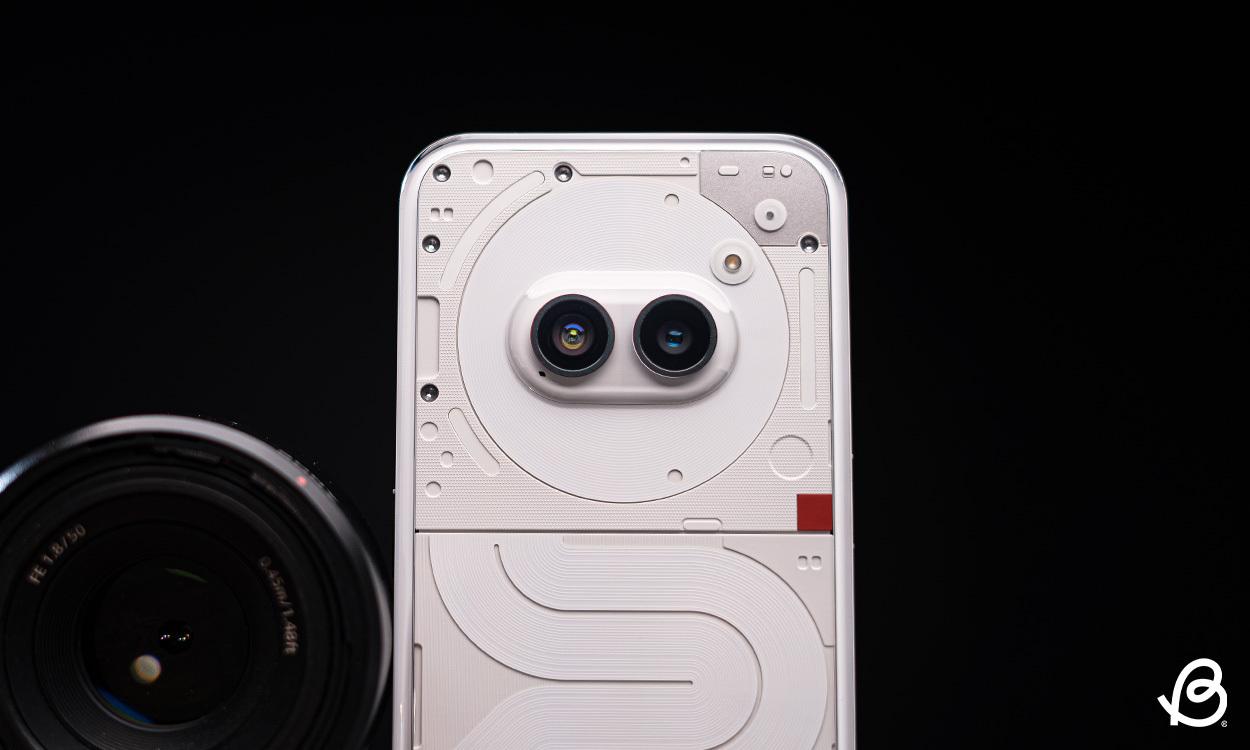 Nothing Phone (2a) Review: Lights, Camera, and a Banging Price | Beebom