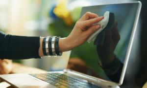 How to Clean Your Laptop Screen without Damaging It