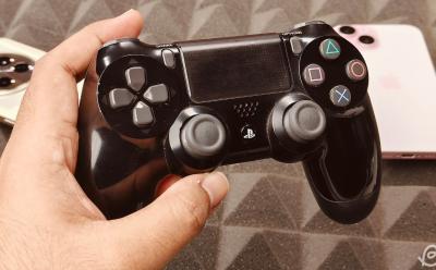 How to connect PS4 controller to Android and iPhone featured image