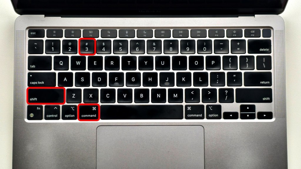 Keyboard shortcut to take entire screen screenshot on MacBook