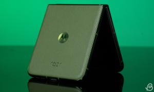 Motorola Razr 50 Ultra Launched in India, Priced at Rs 99,999