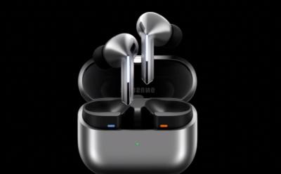 Samsung Galaxy Buds 3 with Case