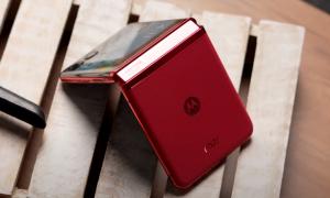 Steal Deal: Moto Razr 40 Ultra Drops to Rs 45,000 in Amazon Great Freedom Festival Sale