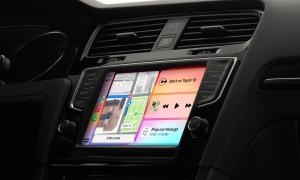 10 New CarPlay Features in iOS 18