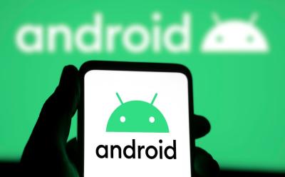 Android logo on a phone in front of a green background