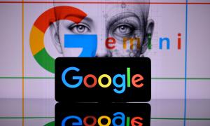 Google's New Online Course Teaches You How to Effectively Talk to AI Chatbots