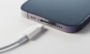 iOS 18.2 to Show You Estimated Charging Time, but Most iPhones Might Not Get It