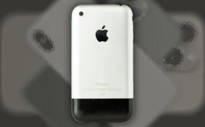 An image showing the first iPhone (launched in 2007) placed above the iPhone 11 Pro, the iPhone X, and the iPhone 16 Pro Max
