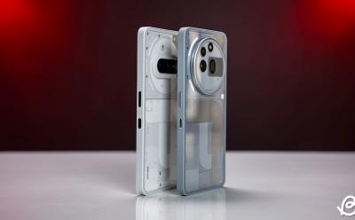 Nothing Phone 3a vs Nothing Phone 3a Pro design comparison shot 2