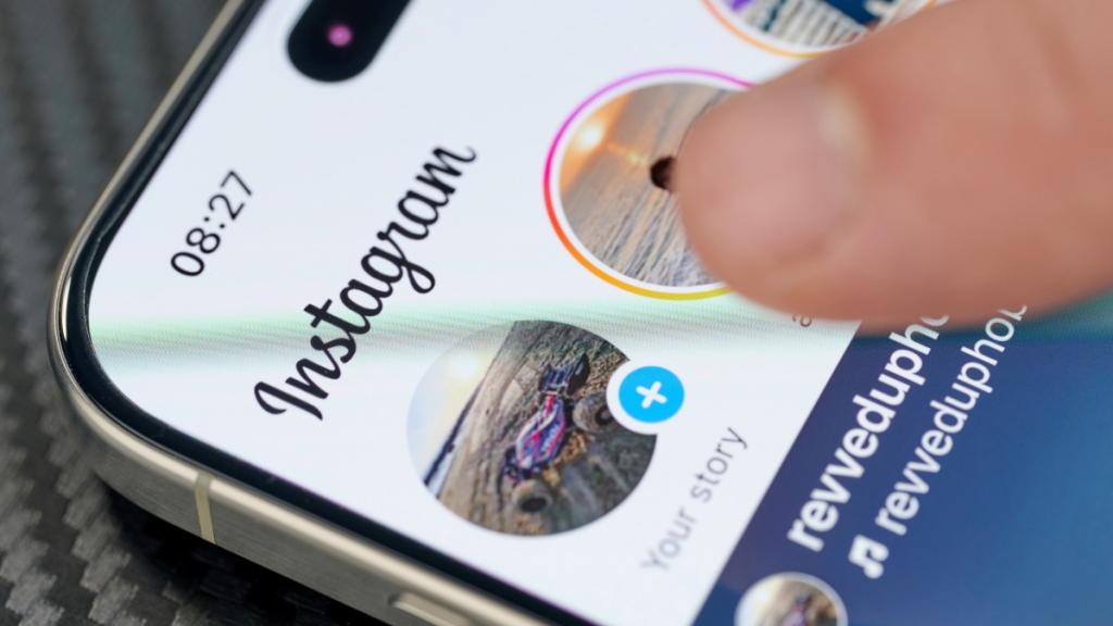 instagram-has-an-ai-fix-that-can-stretch-your-stories-beebom