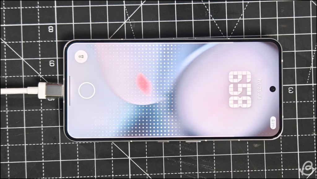 Nothing Phone (3) Charging