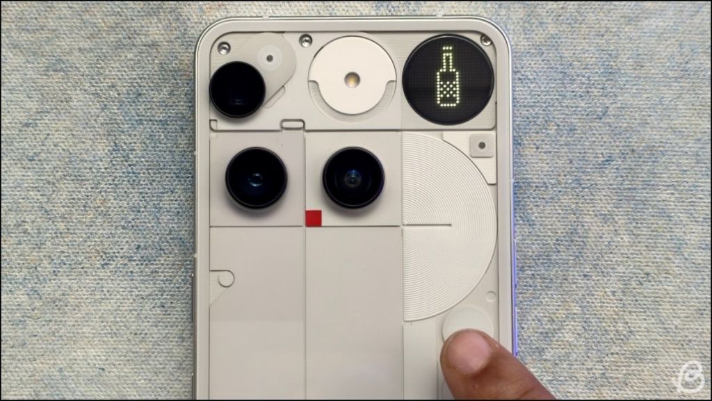 Nothing Phone (3) Glyph Matrix Button