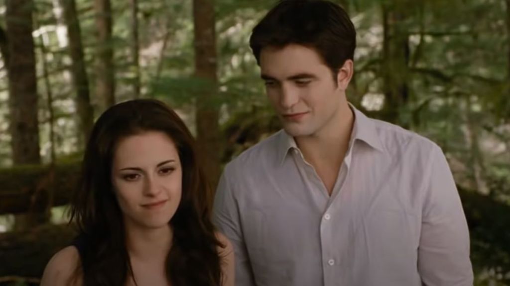 Bella and Edward in The Twilight Saga: Breaking Dawn Part 2