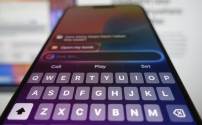 Exploring the power of Siri with Apple Intelligence on the latest Apple device