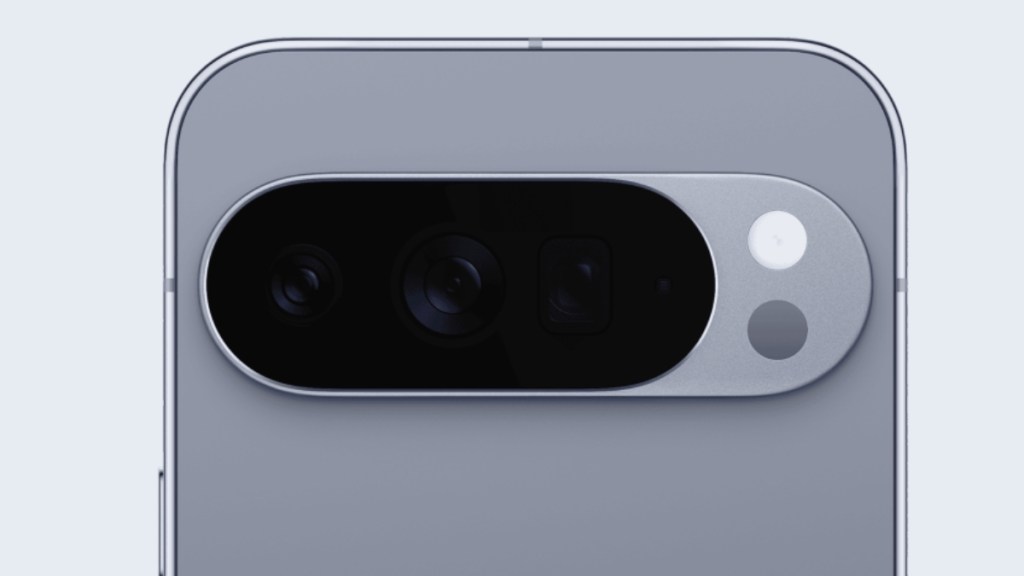 Pixel-10-Pro-Cameras-Close-up