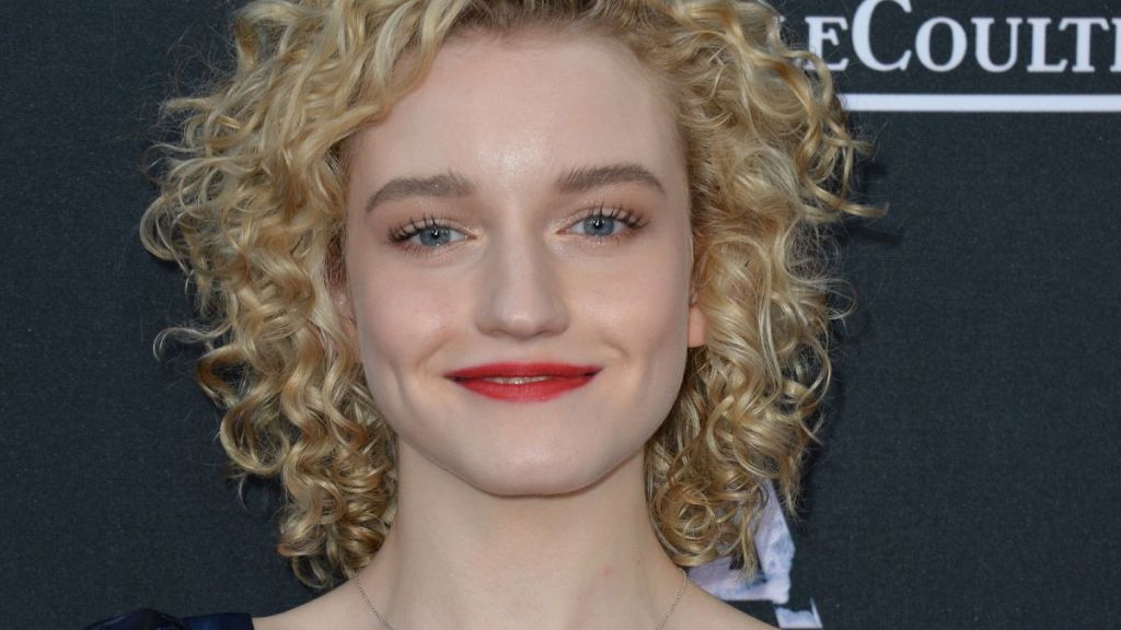 Julia Garner