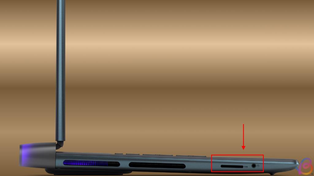Alienware Alienware 18 Area-51 audio port