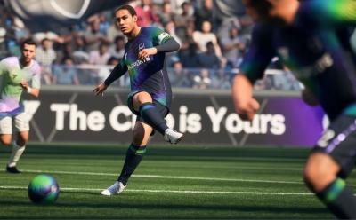 Van Dijk passing to ball to speeding player in EA FC 26