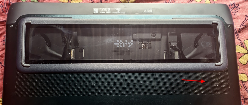Vents easily catch dust in Area 51 laptop