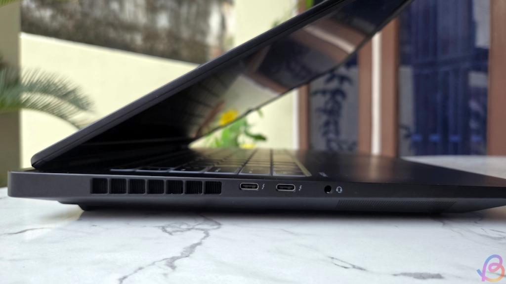 hp omen max 16 left ports