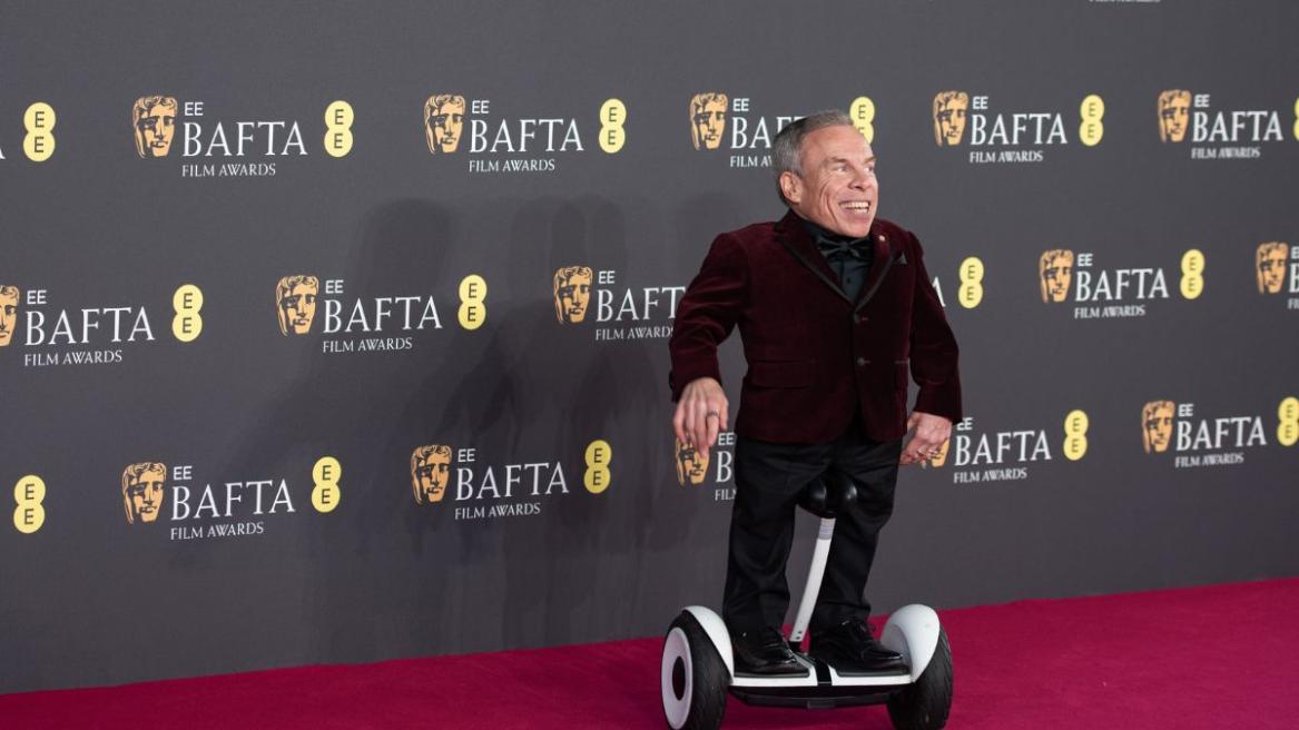 Warwick Davis