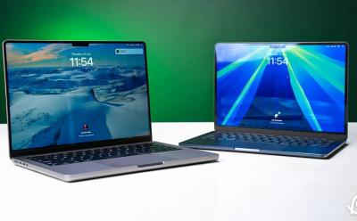 MacBook-Air-vs-MacBook-Pro-Front