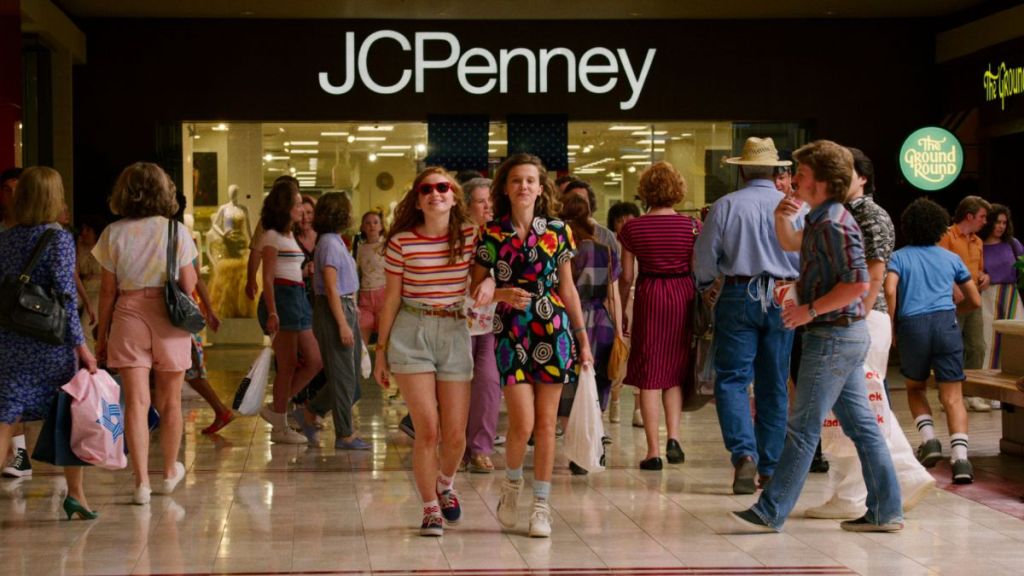 Max and Eleven in Stranger Things Season 2