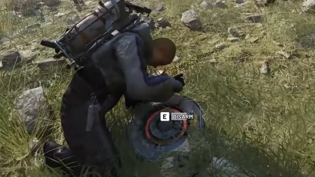 Disarming mines in ARC Raiders