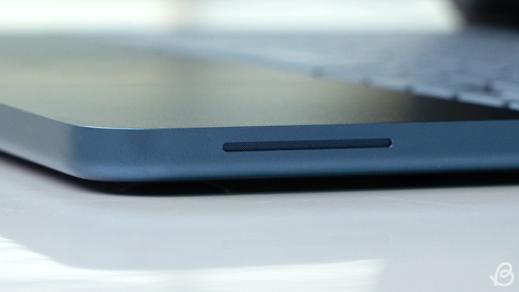 MacBook Neo speaker grill