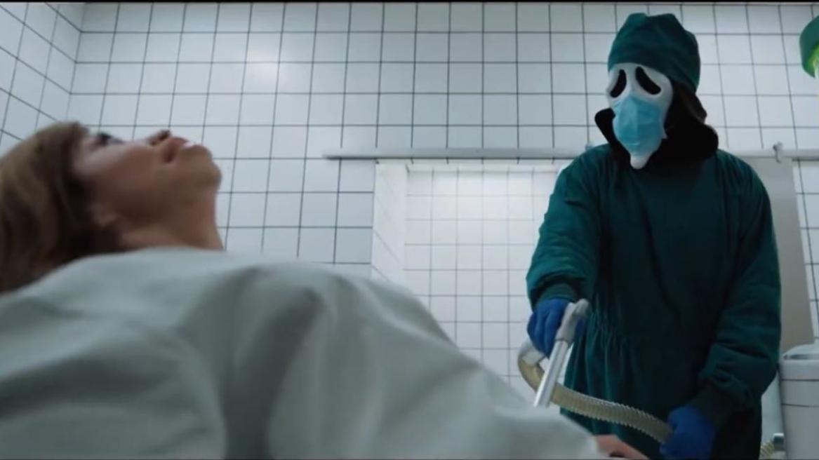 Ghostface in Scary Movie 6