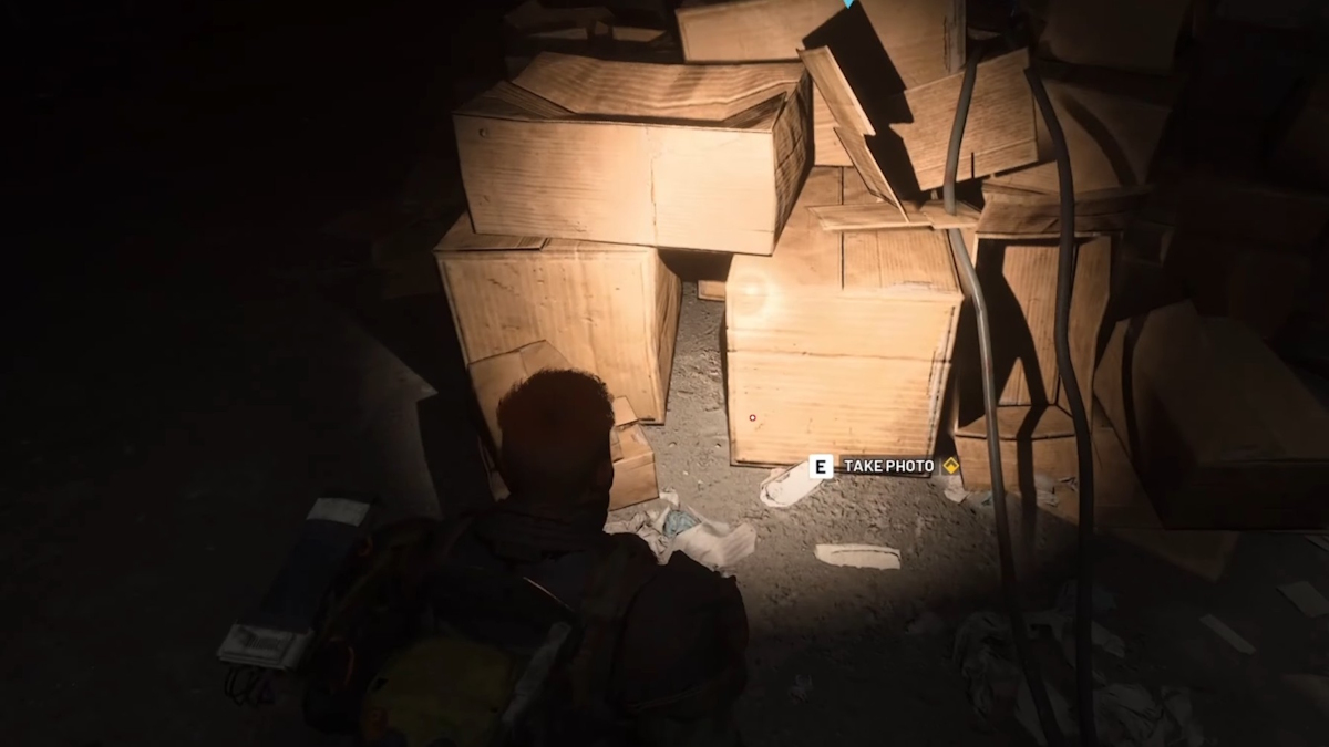 Taking photo of the boxes in Arc Raiders Line in the Sand quest